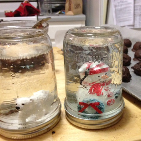 mason jar snowglobes